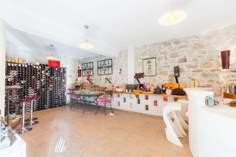 rue_de_bellevue_11490_CraigHull-18